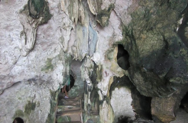 Parc National Los Haitises Grotte